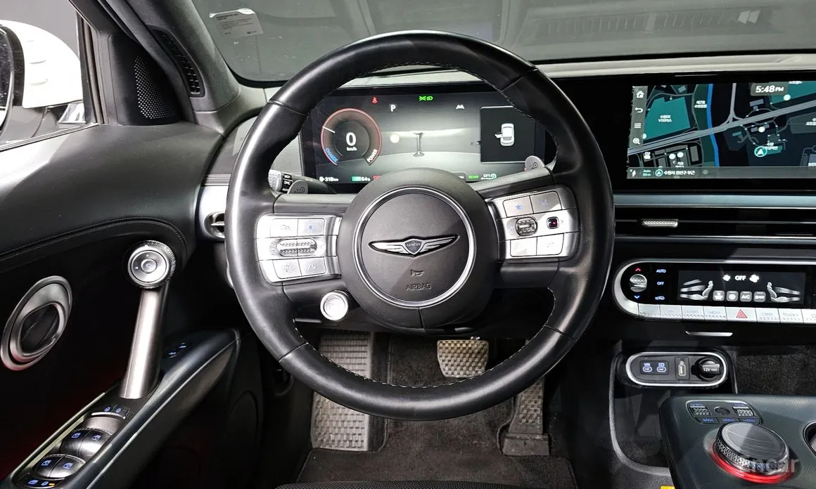 Фото 13 - Genesis GV60