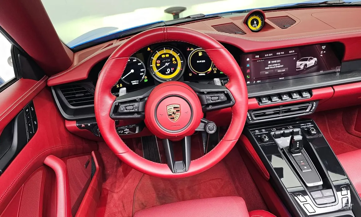 Фото 13 - Porsche 911