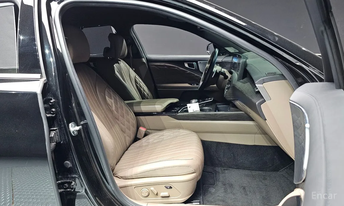 Фото 10 - Kia K8