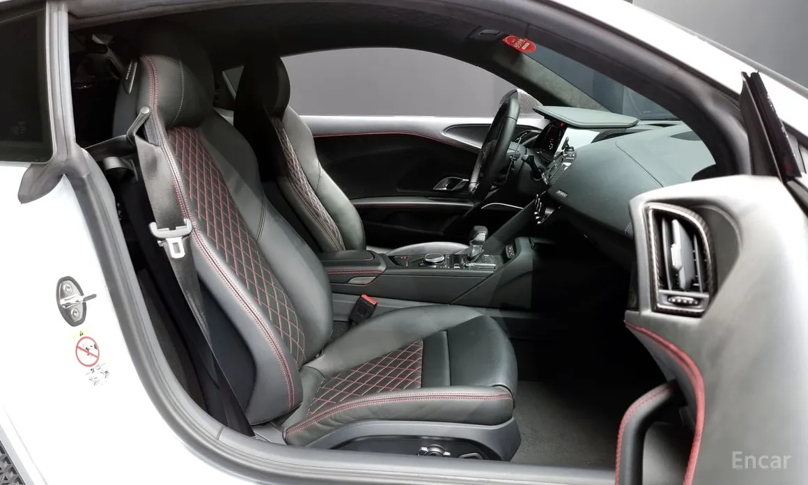 Фото 11 - Audi R8