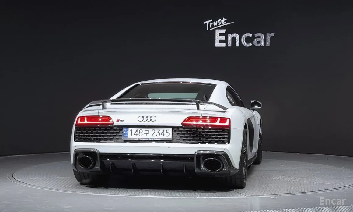 Фото 4 - Audi R8