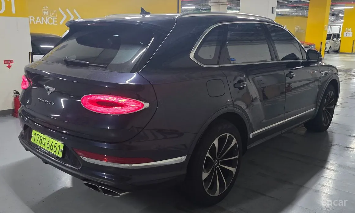 Фото 2 - Bentley Bentayga