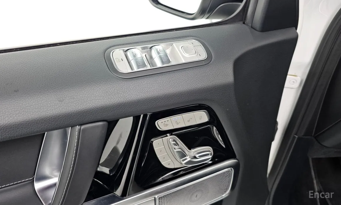 Фото 16 - Mercedes-Benz G-Class