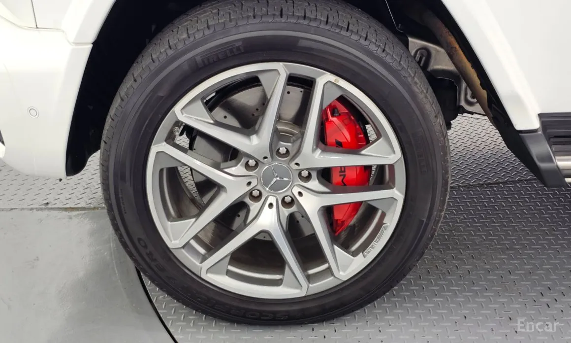 Фото 5 - Mercedes-Benz G-Class