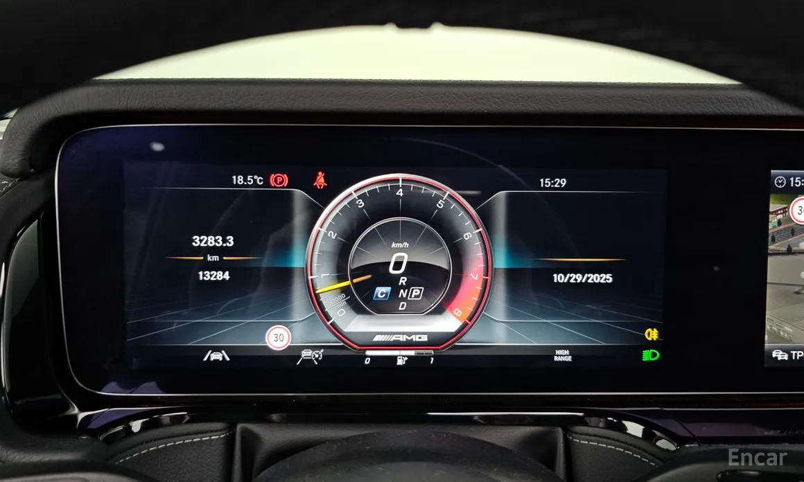 Фото 8 - Mercedes-Benz G-Class