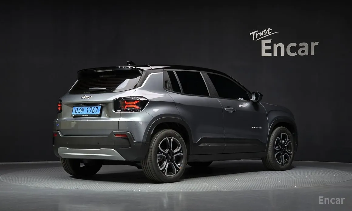 Фото 2 - Jeep Avenger