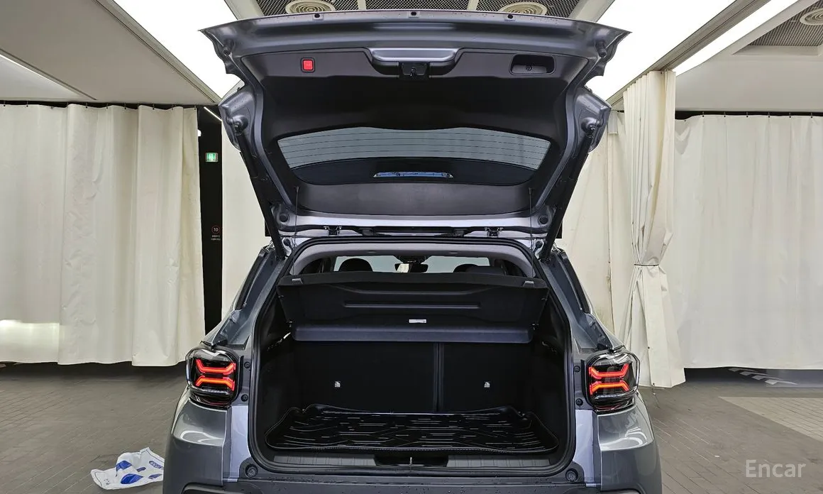 Фото 20 - Jeep Avenger