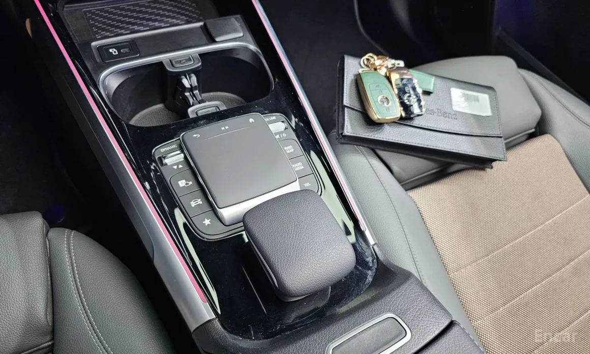 Фото 17 - Mercedes-Benz EQB