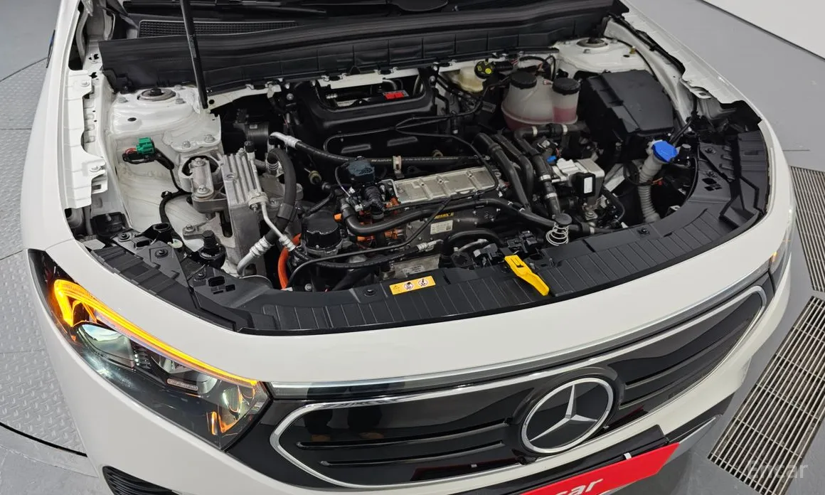 Фото 6 - Mercedes-Benz EQB