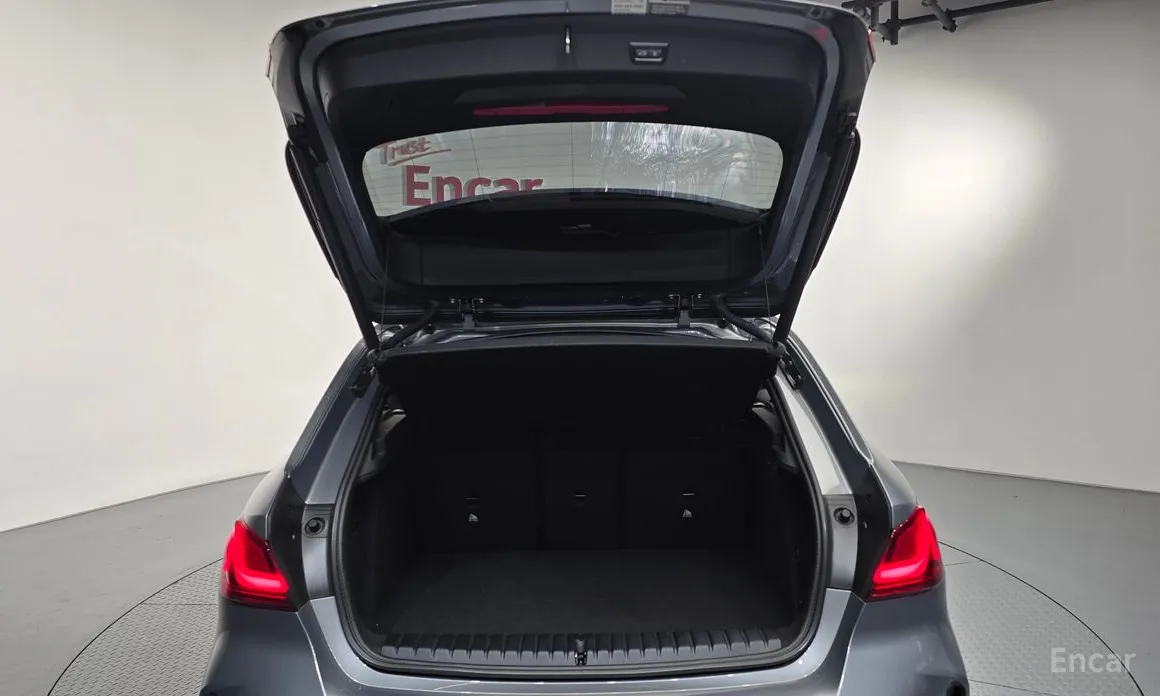 Фото 20 - BMW 1 Series