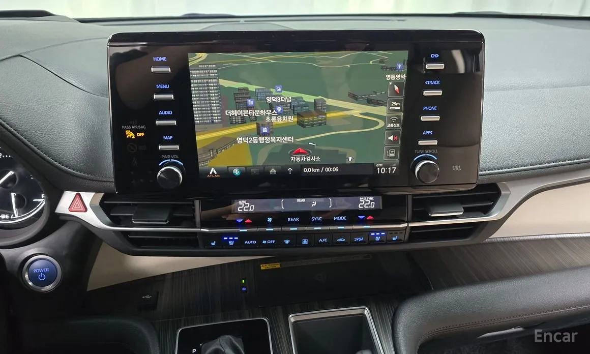 Фото 14 - Toyota Sienna