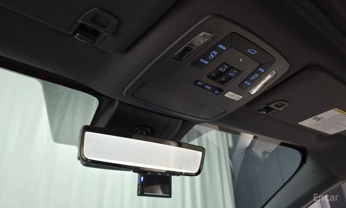 Фото 18 - Toyota Sienna