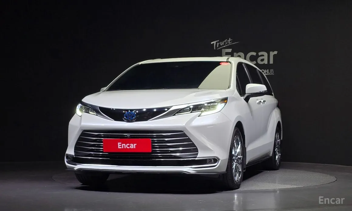 Фото 3 - Toyota Sienna