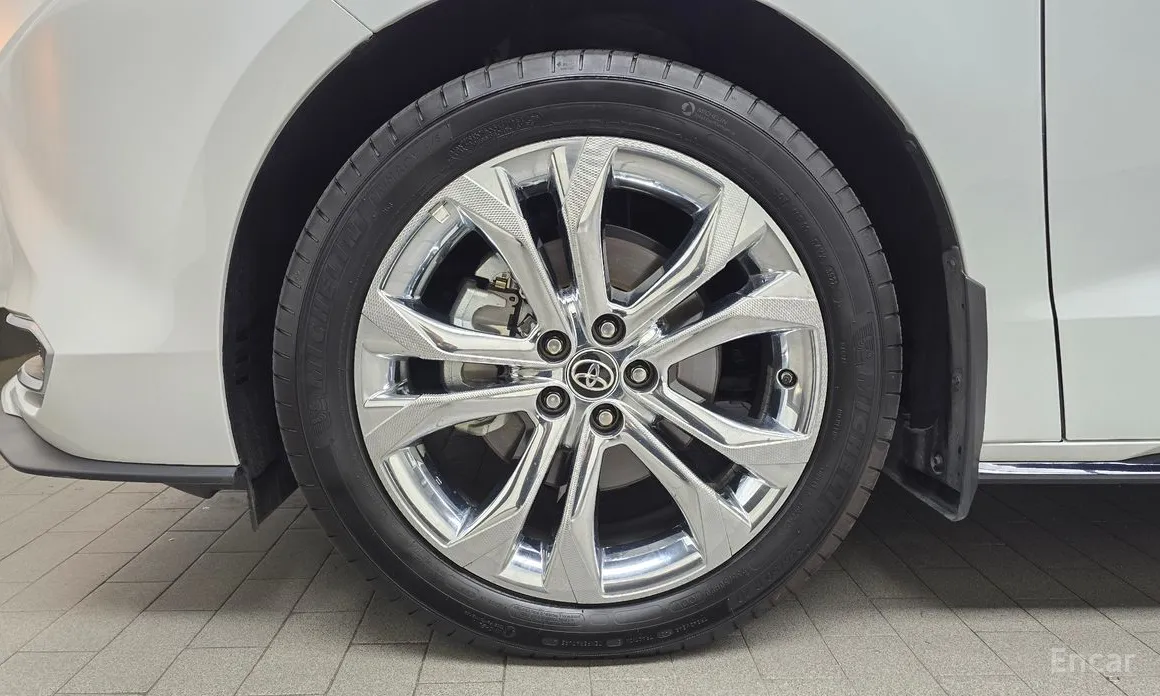 Фото 5 - Toyota Sienna