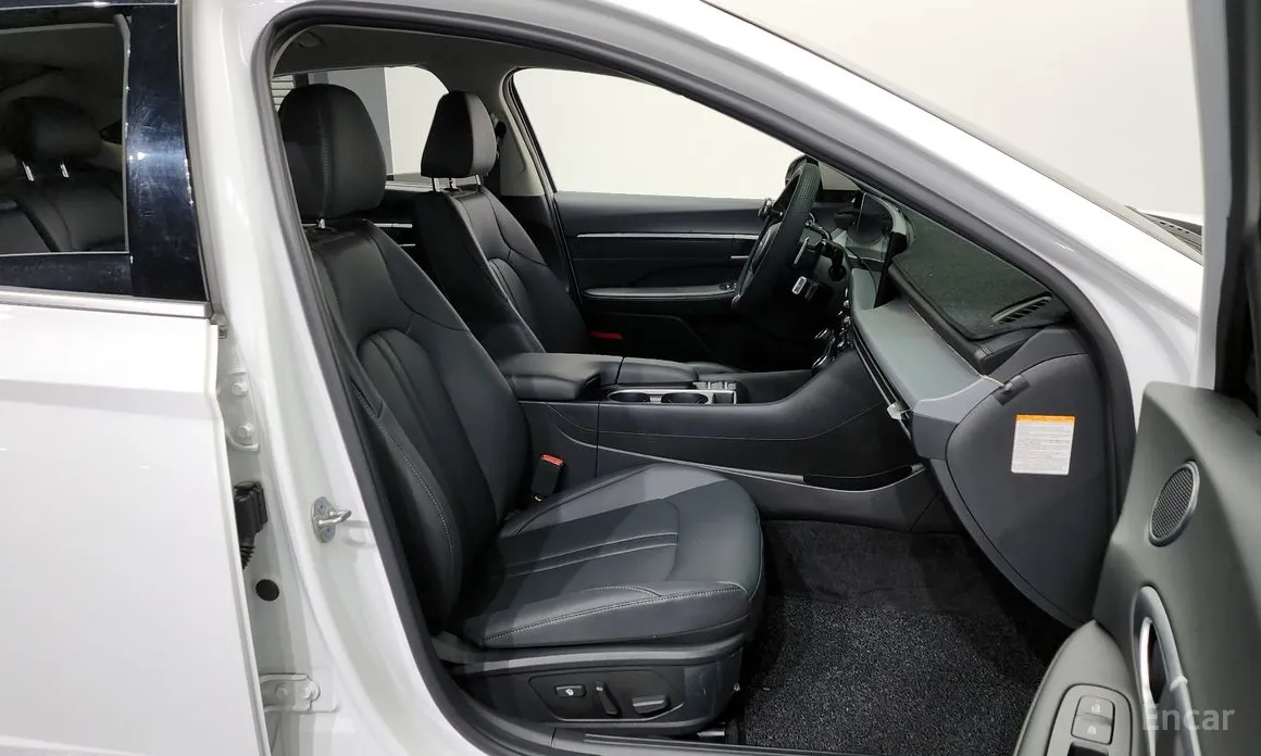 Фото 11 - Hyundai Sonata