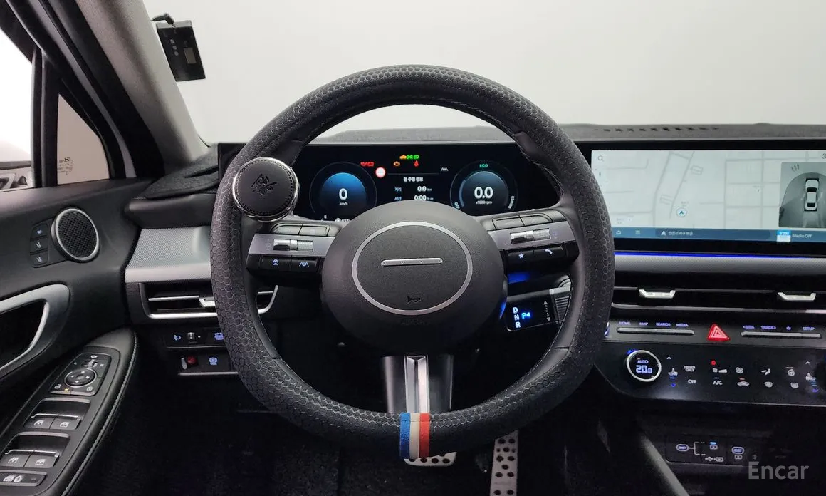 Фото 13 - Hyundai Sonata