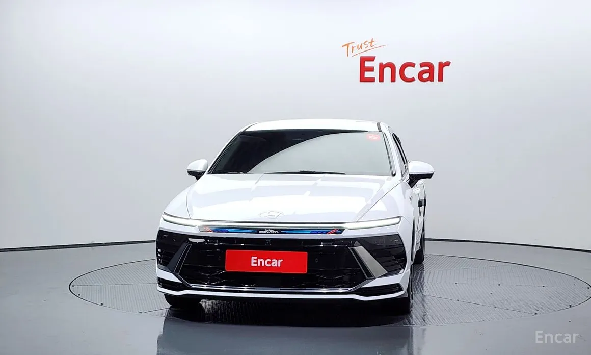 Фото 3 - Hyundai Sonata