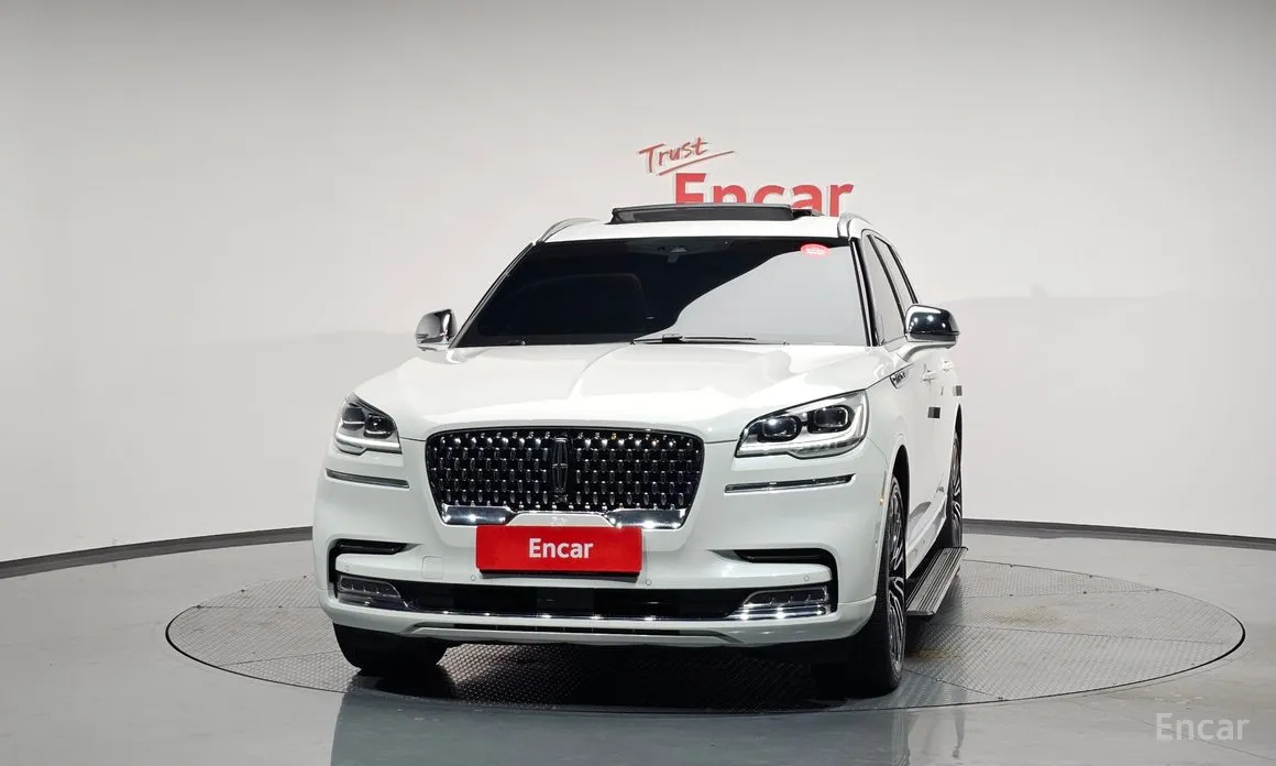 Фото 3 - Lincoln Aviator