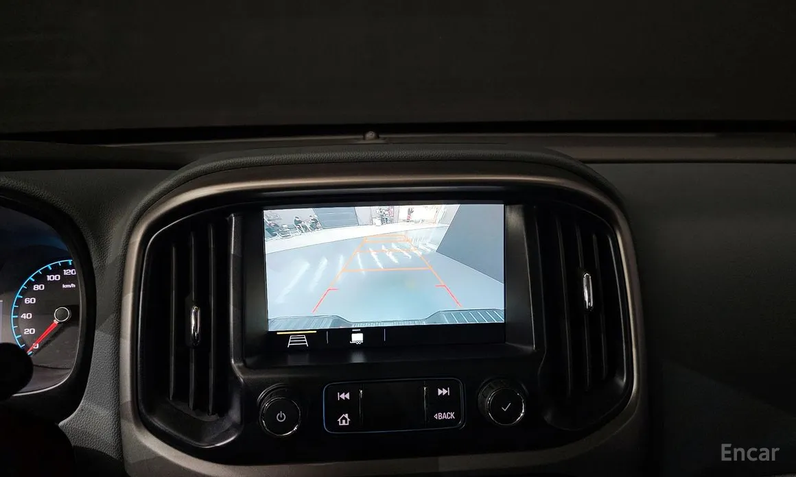 Фото 15 - Chevrolet Colorado