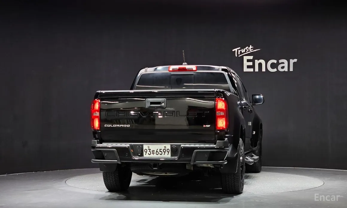 Фото 4 - Chevrolet Colorado