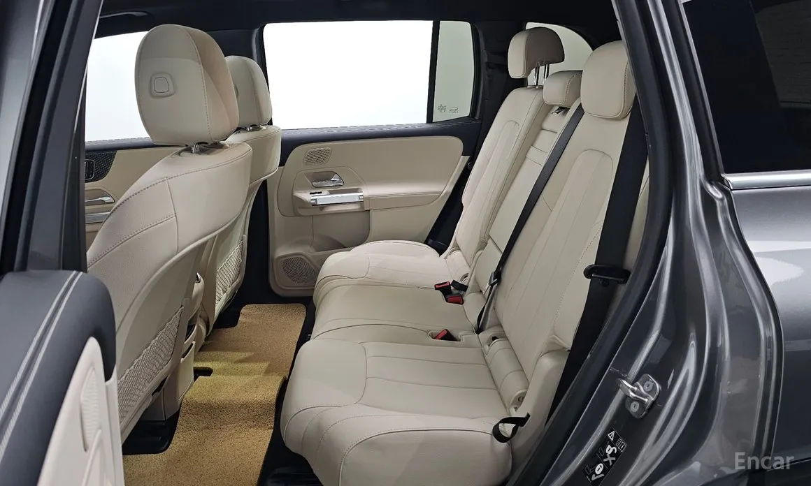 Фото 12 - Mercedes-Benz EQB