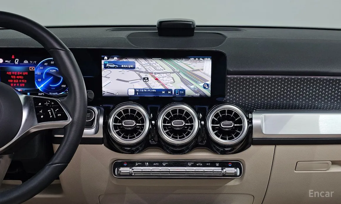 Фото 14 - Mercedes-Benz EQB