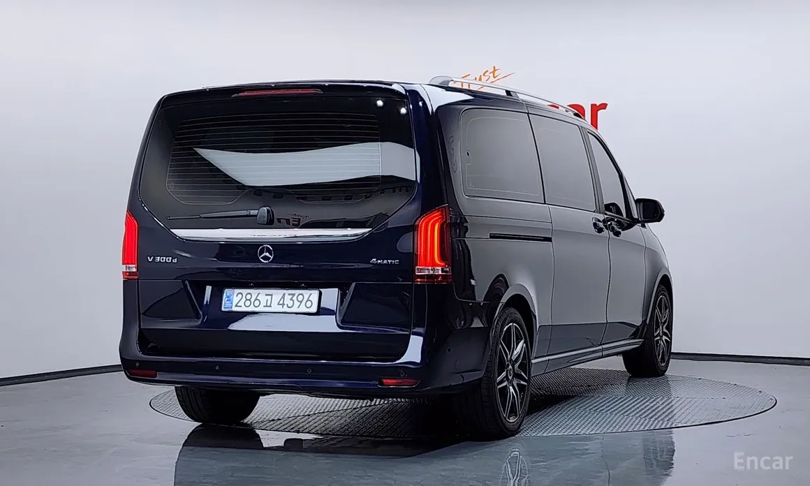 Фото 2 - Mercedes-Benz V-Class