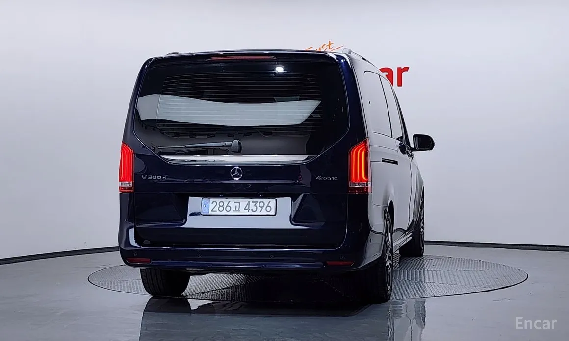 Фото 4 - Mercedes-Benz V-Class