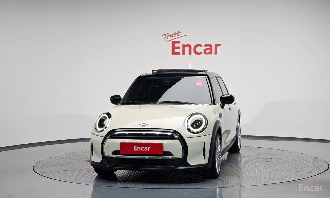 Фото 3 - Mini Cooper