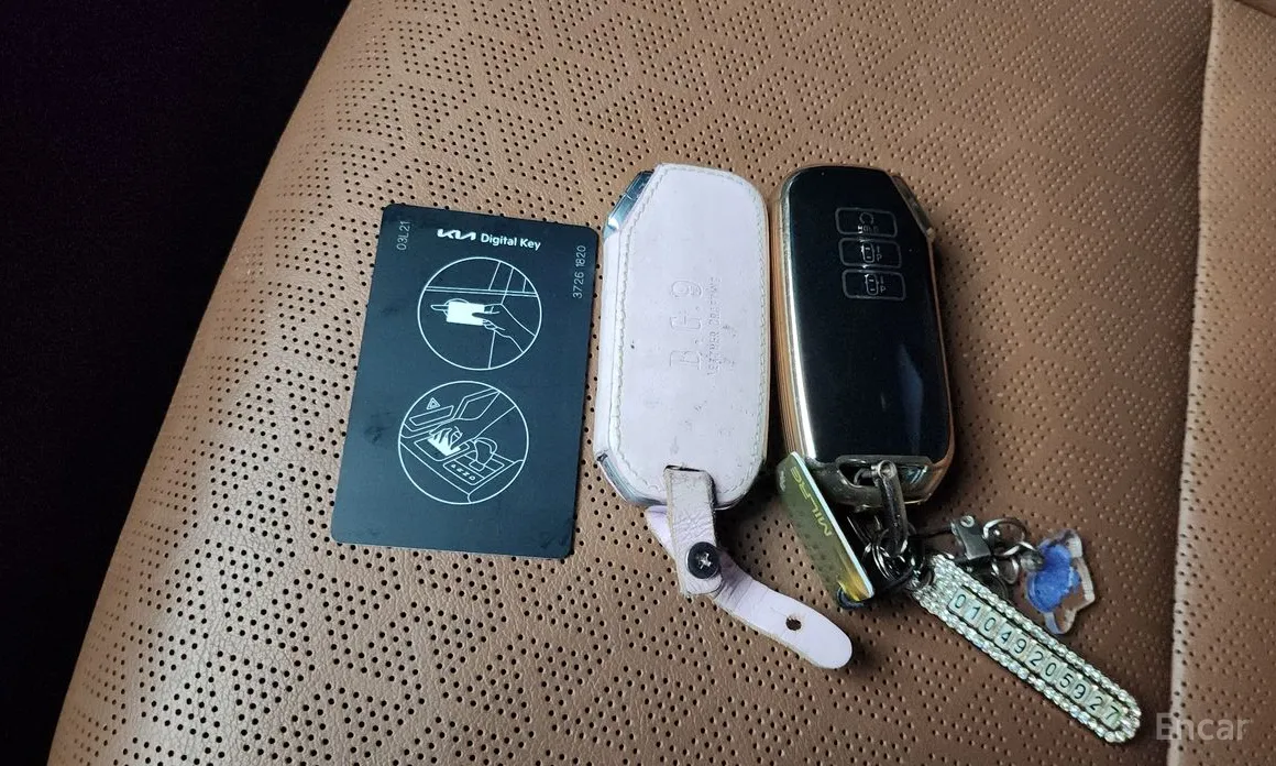 Фото 19 - Kia Seltos