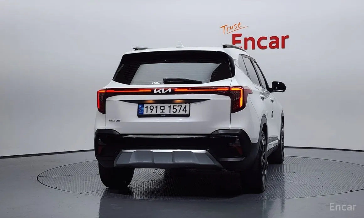 Фото 4 - Kia Seltos