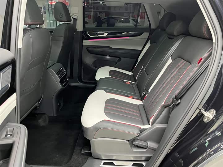 Фото 14 - Volkswagen Teramont X