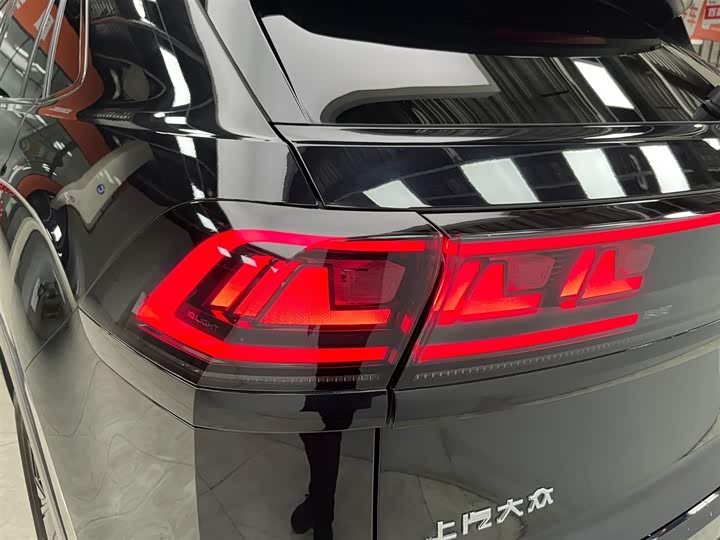 Фото 19 - Volkswagen Teramont X