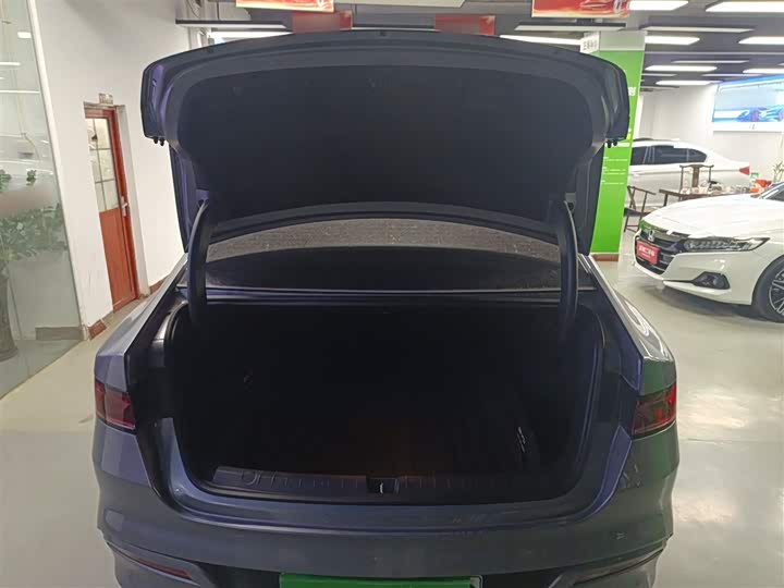 Фото 19 - BYD Qin Plus