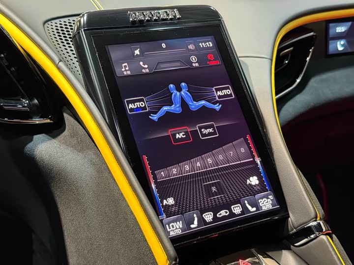 Фото 19 - Ferrari Roma