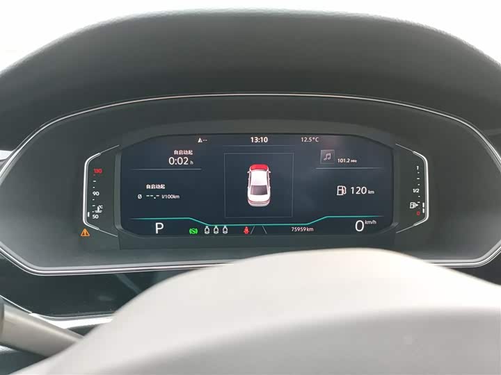 Фото 12 - Volkswagen Passat