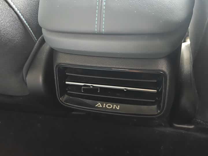 Фото 18 - GAC Aion Y