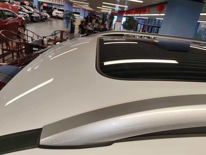 Фото 27 - Geely Okavango L