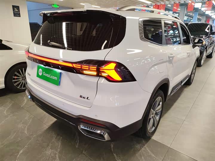 Фото 7 - Geely Okavango L