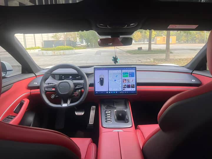 Фото 11 - Xiaomi SU7