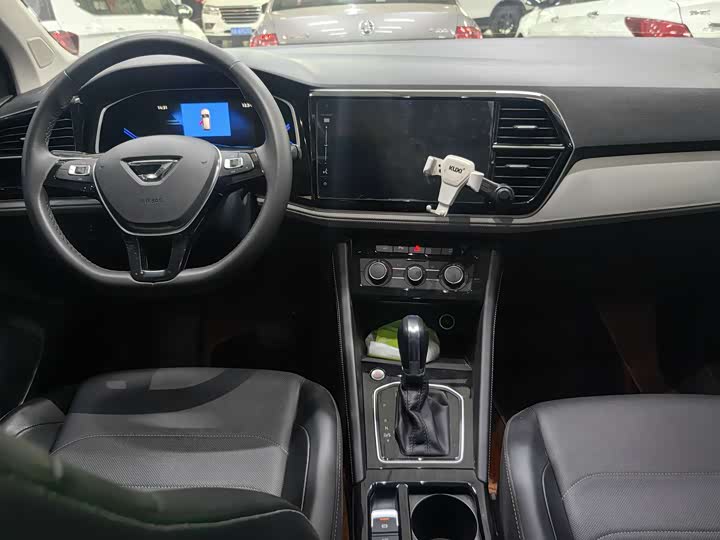 Фото 13 - Jetta VS7