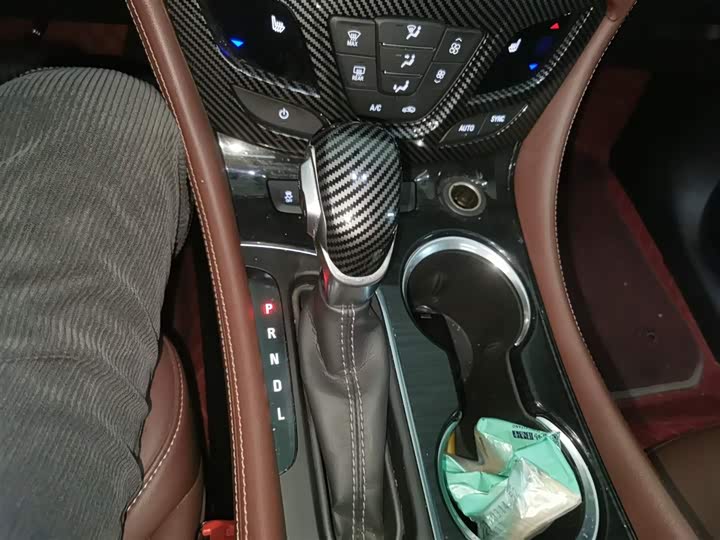 Фото 14 - Buick Envision Plus