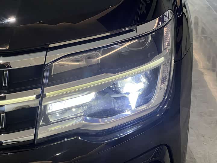 Фото 23 - Volkswagen Teramont Pro