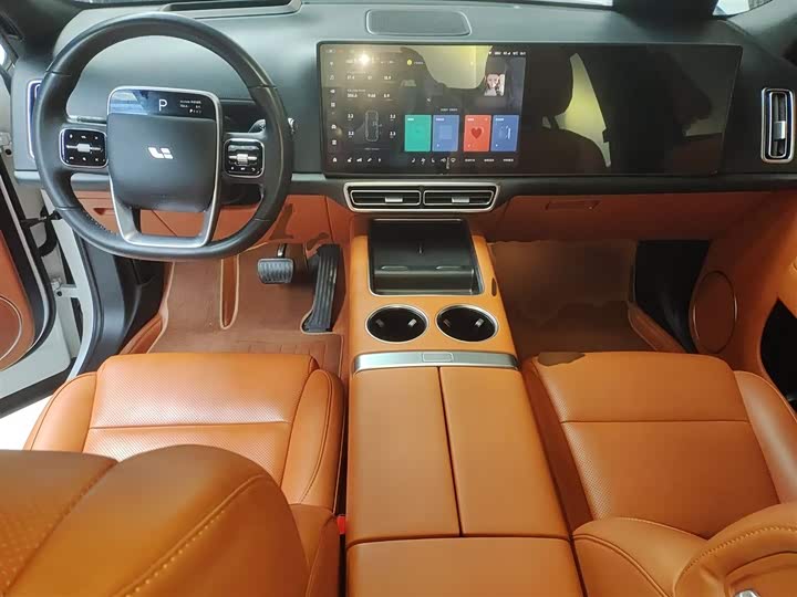 Фото 10 - LiXiang L7