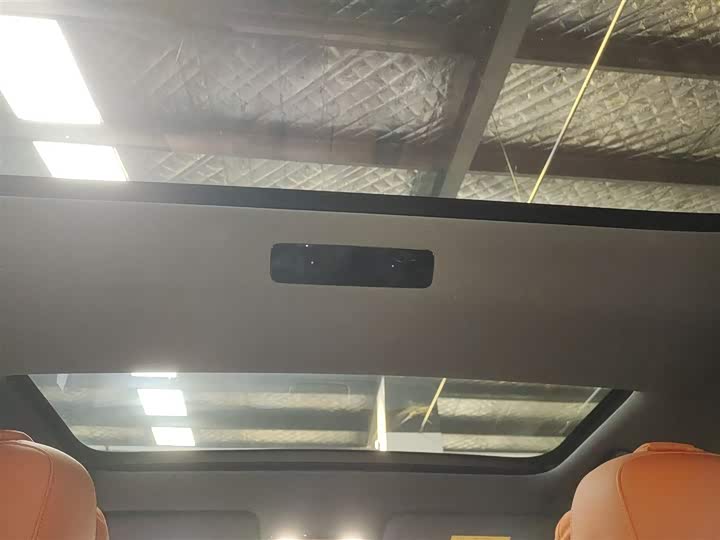 Фото 18 - LiXiang L7