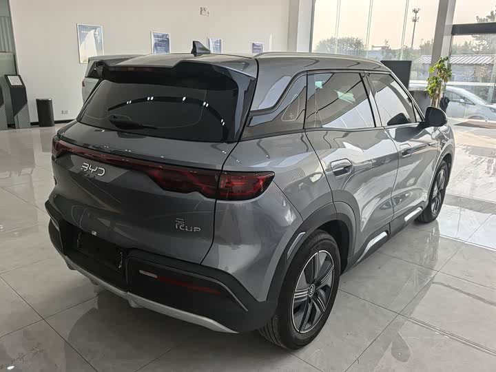 Фото 4 - BYD Yuan Up