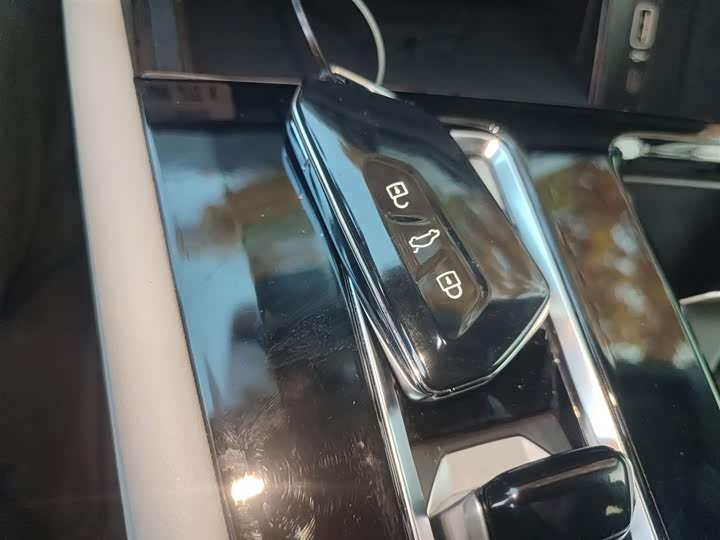 Фото 9 - Volkswagen Teramont Pro