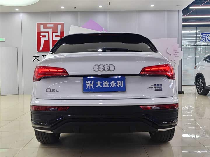 Фото 16 - Audi Q5L Sportback