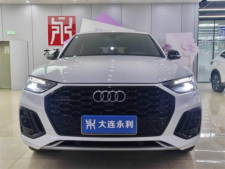 Фото 2 - Audi Q5L Sportback