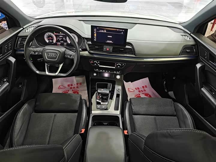 Фото 9 - Audi Q5L Sportback